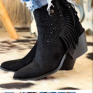BLACK RHINESTONE FRINGE WESTERN BOOTS